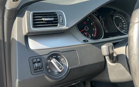 Volkswagen Passat B7, 2012 год, 1 055 000 рублей, 20 фотография