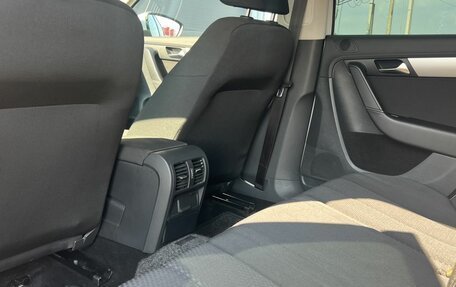 Volkswagen Passat B7, 2012 год, 1 055 000 рублей, 22 фотография