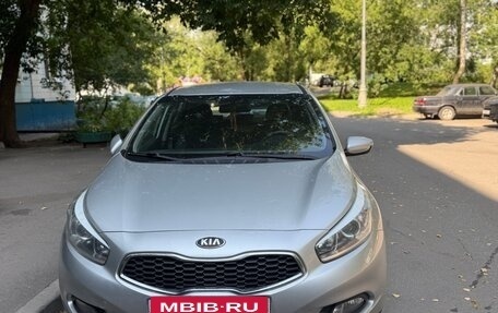 KIA cee'd III, 2013 год, 980 000 рублей, 2 фотография