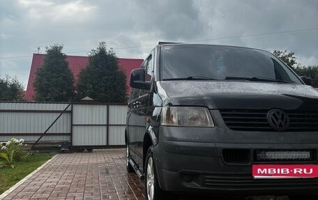 Volkswagen Transporter T5 рестайлинг, 2006 год, 900 000 рублей, 1 фотография