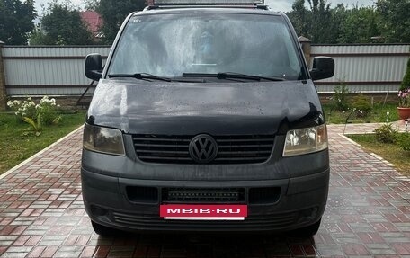 Volkswagen Transporter T5 рестайлинг, 2006 год, 900 000 рублей, 3 фотография