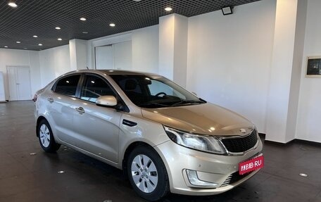 KIA Rio III рестайлинг, 2013 год, 695 000 рублей, 1 фотография
