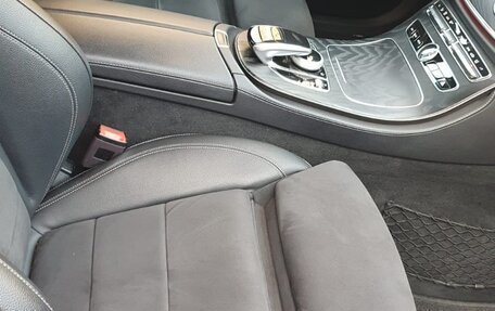 Mercedes-Benz E-Класс, 2019 год, 2 800 000 рублей, 13 фотография