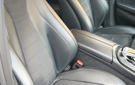 Mercedes-Benz E-Класс, 2019 год, 2 800 000 рублей, 16 фотография