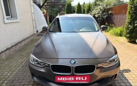 BMW 3 серия, 2014 год, 1 760 000 рублей, 2 фотография