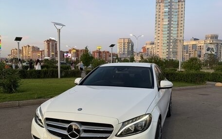 Mercedes-Benz C-Класс, 2014 год, 1 900 000 рублей, 21 фотография