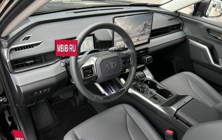 Toyota RAV4, 2026 год, 3 890 000 рублей, 7 фотография