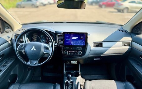 Mitsubishi Outlander III рестайлинг 3, 2012 год, 1 299 000 рублей, 9 фотография