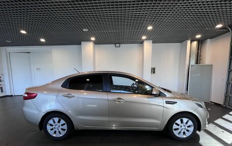 KIA Rio III рестайлинг, 2013 год, 695 000 рублей, 2 фотография