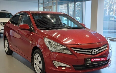 Hyundai Solaris II рестайлинг, 2015 год, 920 000 рублей, 3 фотография