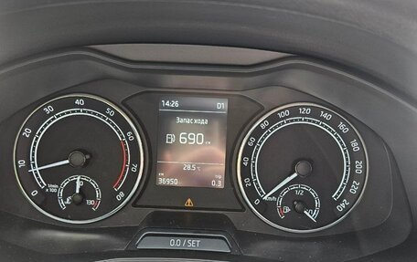 Skoda Rapid II, 2022 год, 2 250 000 рублей, 5 фотография
