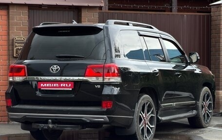 Toyota Land Cruiser 200, 2018 год, 6 500 000 рублей, 4 фотография