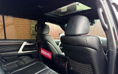 Toyota Land Cruiser 200, 2018 год, 6 500 000 рублей, 18 фотография