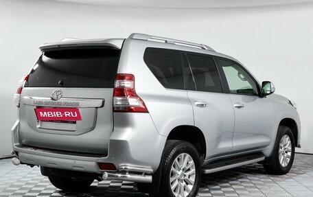 Toyota Land Cruiser Prado 150 рестайлинг 2, 2014 год, 5 055 000 рублей, 6 фотография