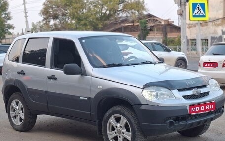 Chevrolet Niva I рестайлинг, 2011 год, 349 000 рублей, 1 фотография