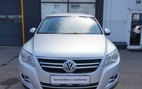Volkswagen Tiguan I, 2010 год, 920 000 рублей, 2 фотография