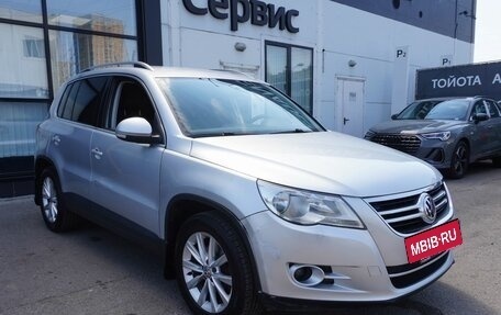 Volkswagen Tiguan I, 2010 год, 920 000 рублей, 3 фотография