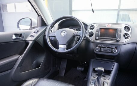 Volkswagen Tiguan I, 2010 год, 920 000 рублей, 12 фотография