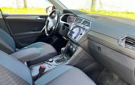 Volkswagen Tiguan II, 2019 год, 2 950 000 рублей, 10 фотография