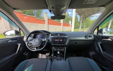 Volkswagen Tiguan II, 2019 год, 2 950 000 рублей, 11 фотография