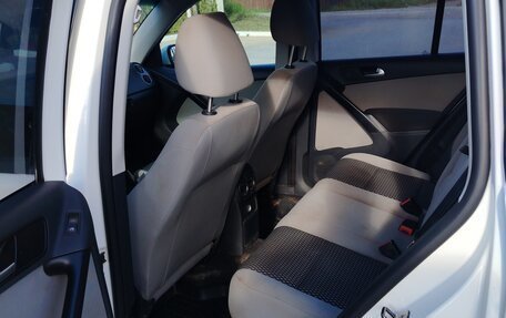 Volkswagen Tiguan I, 2010 год, 798 000 рублей, 11 фотография