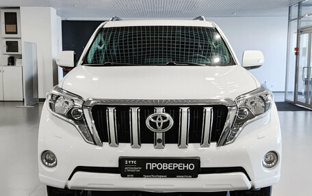 Toyota Land Cruiser Prado 150 рестайлинг 2, 2017 год, 4 690 000 рублей, 2 фотография