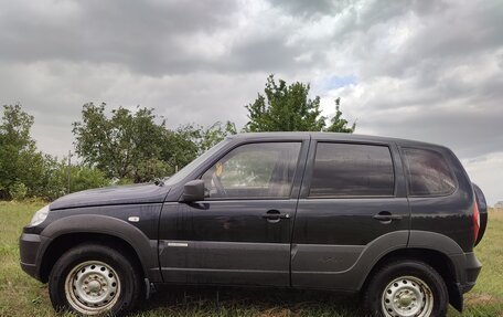Chevrolet Niva I рестайлинг, 2012 год, 550 000 рублей, 4 фотография