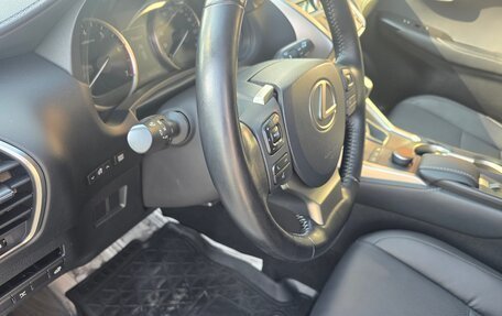 Lexus NX I, 2017 год, 3 180 000 рублей, 14 фотография