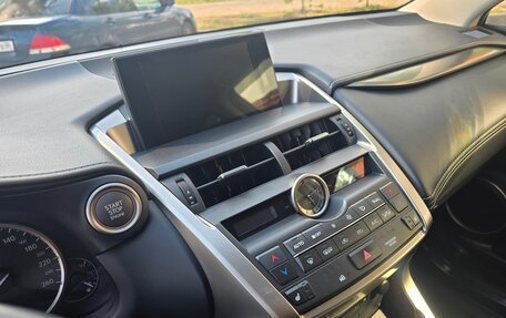 Lexus NX I, 2017 год, 3 180 000 рублей, 19 фотография