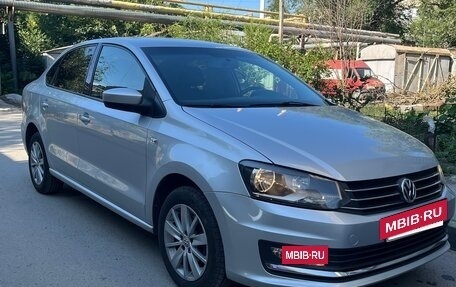 Volkswagen Polo VI (EU Market), 2015 год, 1 350 000 рублей, 4 фотография