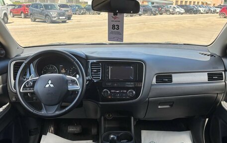 Mitsubishi Outlander III рестайлинг 3, 2013 год, 1 185 000 рублей, 11 фотография