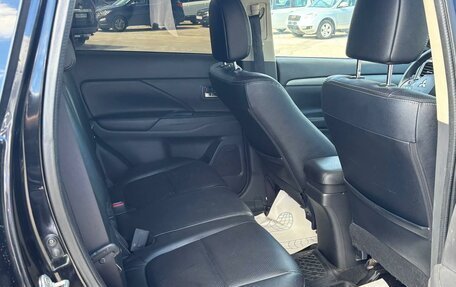 Mitsubishi Outlander III рестайлинг 3, 2013 год, 1 185 000 рублей, 17 фотография