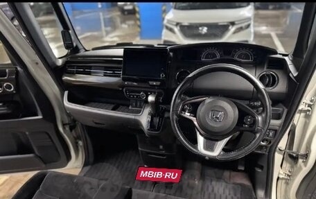 Honda N-BOX II, 2017 год, 899 999 рублей, 25 фотография