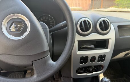 Renault Logan I, 2014 год, 650 000 рублей, 3 фотография