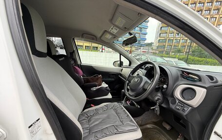 Toyota Vitz, 2013 год, 690 000 рублей, 7 фотография