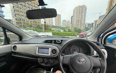 Toyota Vitz, 2013 год, 690 000 рублей, 14 фотография