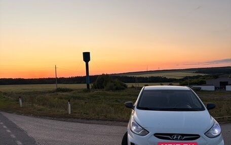 Hyundai Solaris II рестайлинг, 2013 год, 605 000 рублей, 4 фотография