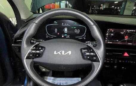 KIA Niro, 2022 год, 1 900 000 рублей, 8 фотография