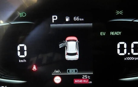KIA Niro, 2022 год, 1 900 000 рублей, 9 фотография