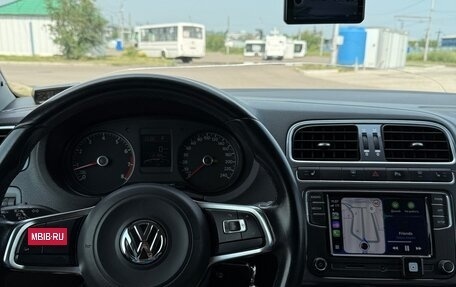 Volkswagen Polo VI (EU Market), 2018 год, 1 500 000 рублей, 22 фотография