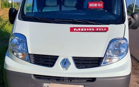 Renault Trafic, 2007 год, 1 270 000 рублей, 3 фотография