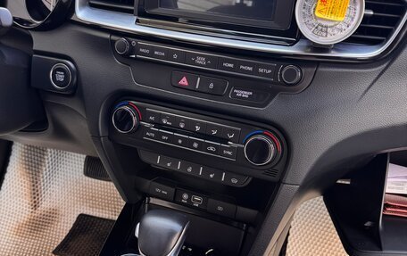 KIA cee'd III, 2019 год, 1 750 000 рублей, 15 фотография