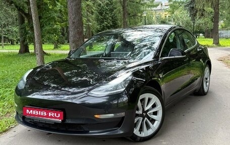 Tesla Model 3 I, 2019 год, 2 250 000 рублей, 3 фотография