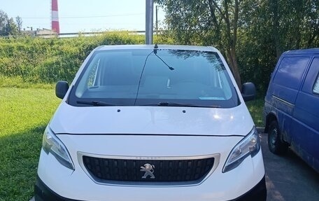 Peugeot Expert, 2018 год, 1 730 000 рублей, 7 фотография