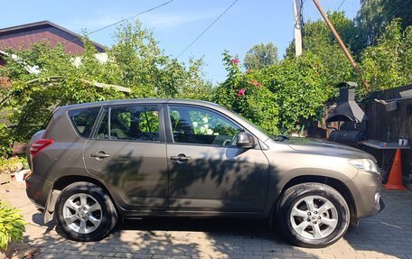 Toyota RAV4, 2011 год, 1 430 000 рублей, 2 фотография
