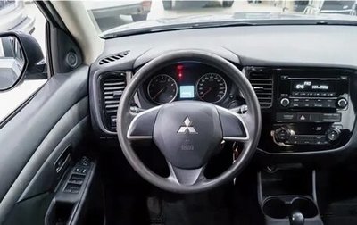 Mitsubishi Outlander III рестайлинг 3, 2012 год, 1 299 000 рублей, 1 фотография