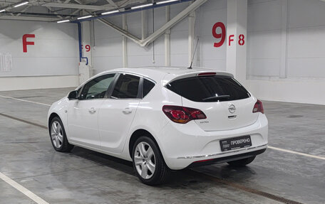 Opel Astra J, 2014 год, 799 000 рублей, 11 фотография
