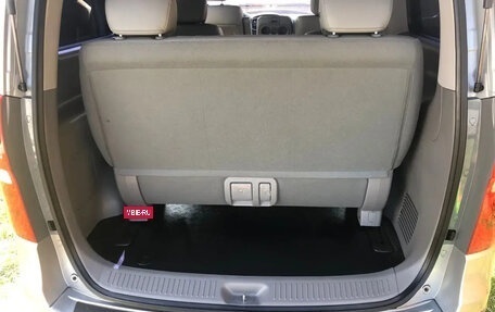 Hyundai Grand Starex Grand Starex I рестайлинг 2, 2018 год, 3 300 000 рублей, 9 фотография