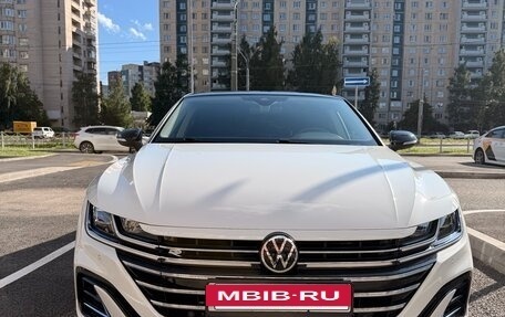 Volkswagen Passat CC, 2021 год, 4 250 000 рублей, 2 фотография