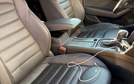 Volkswagen Passat CC, 2021 год, 4 250 000 рублей, 19 фотография